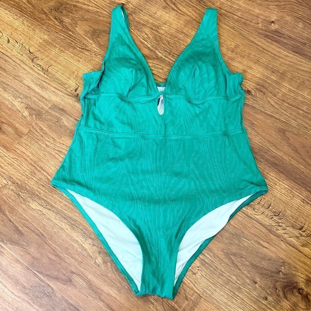 NWT Cupshe One Piece swimsuit size XL